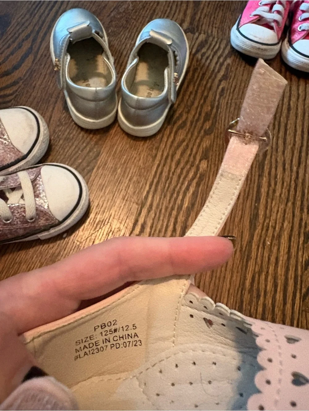 Classic Mary Jane Baby Shoes - Light Pink